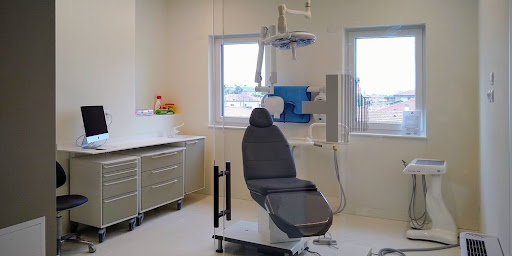 Studio Dentistico Dr.ssa Giovanna Corrà