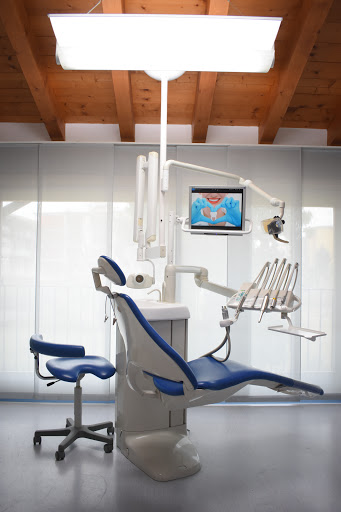 Studio Dentistico Dentista Brescia Semplicedente