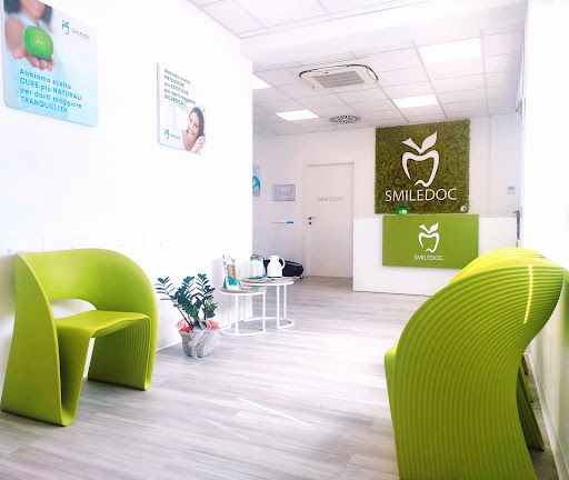 Studio Dentistico Smiledoc Monterotondo logo