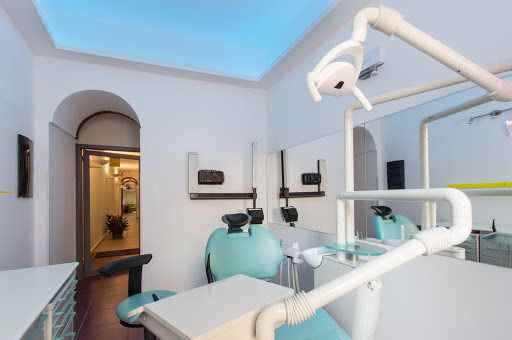 Studio Dentistico SORRISI & SOGNI