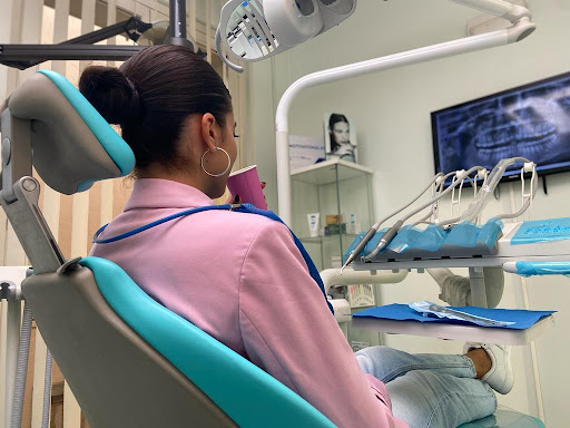 Studio Dentistico Stomatologico Il Sorriso logo