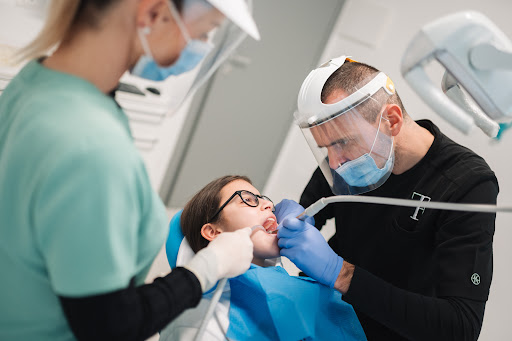 Studio Dentistico Studi Dentistici Frangini Teglia