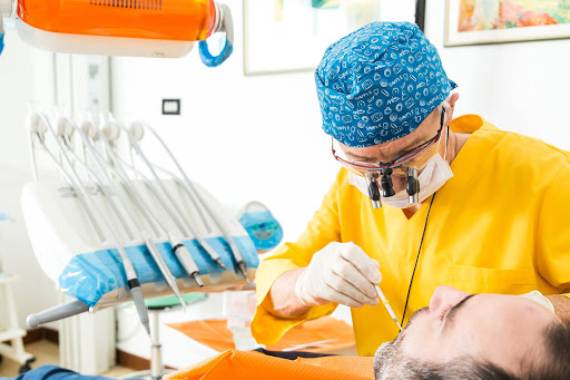 Studio Dentistico Prof. Capozzi Francesco