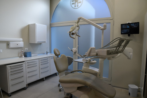 Studio Dentistico Alicchio - Castano Primo logo