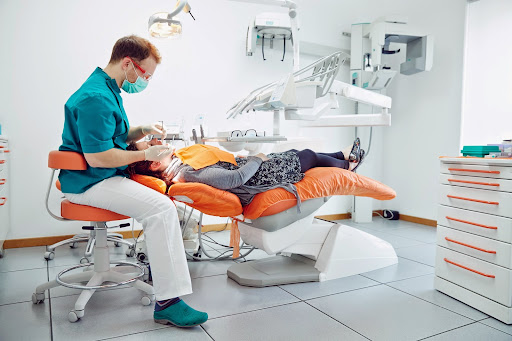 Studio Dentistico Apident Srl