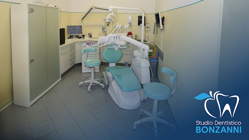 Studio Dentistico STUDIO DENTISTICO BONZANNI logo
