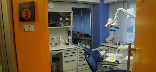 Studio Dentistico Lotti Di Lotti Dr. Loris