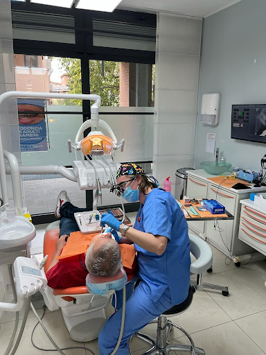 Studio Dentistico Dentista Yanson Dott.ssa Maria