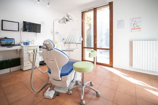 Studio Dentistico Venturoli logo