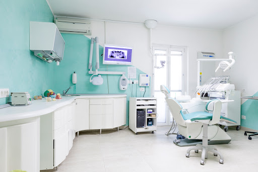 Studio Dentistico CLINICA DENTALE GUADAGNO