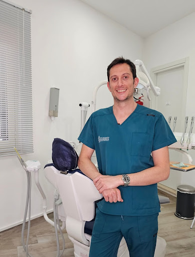 Studio Dentistico Dr. Vincenzo La Monica logo