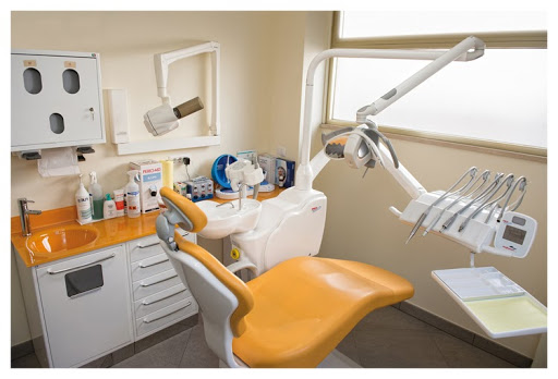 Studio Dentistico Modoni Romano