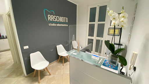 Studio Dentistico Studio Odontoiatrico Raschiotti