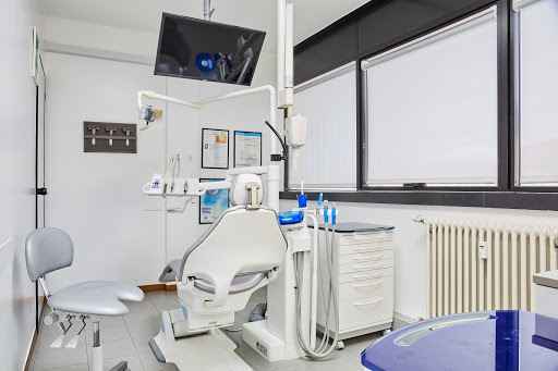 Studio Dentistico Dr. Valter Devoto logo