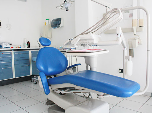 Studio Dentistico Magnano Lucio Bruno logo