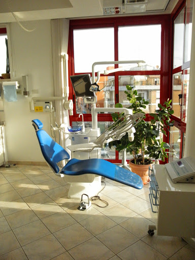 Studio Dentistico La Rocca Dr. Marco