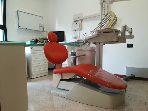 Studio Dentistico O.M.D. Di Aggio Massimiliano
