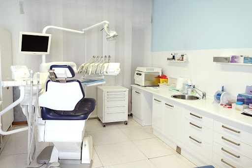 Studio Dentistico Andrea Poggi