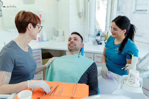 Studio Dentistico Wolfgang Dr. John - Dentista