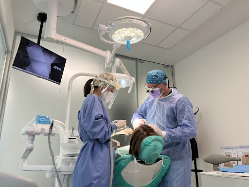Studio Dentistico Qmedica Nuoro logo