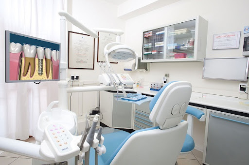 Studio Dentistico Dr. Pini Prato