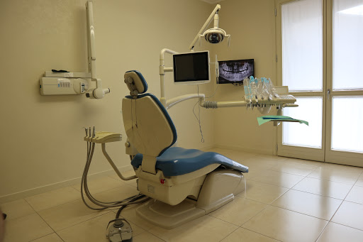 Studio Dentistico Centro Marignano