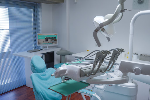 Studio Dentistico Oliva Dott. Bruno logo