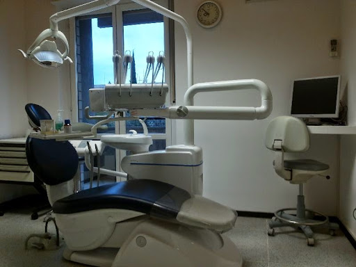 Studio Dentistico Laureti