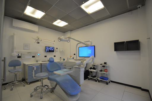 Studio Dentistico Laurino Dr. Pierpaolo logo