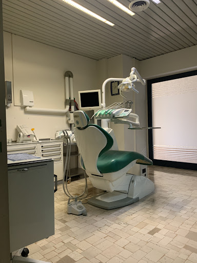 Studio Dentistico Dr. Caprani Denis e Marcello