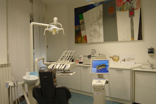 Studio Dentistico Karpati Dr. Szilvia logo