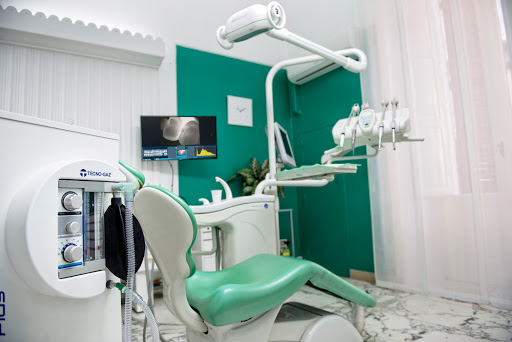 Studio Dentistico Studio odontoiatrico Spinelli