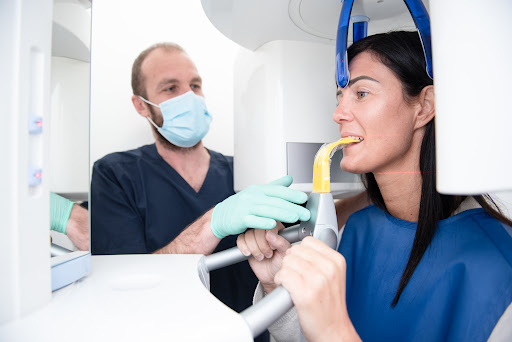 Studio Dentistico Odontoiatria Contenti