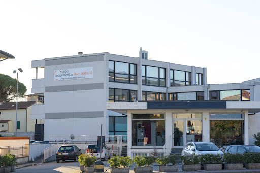 Studio Dentistico Dr. Amico Antonio