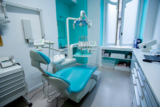 Studio Dentistico Dr. Ivaniuc M. Valentin