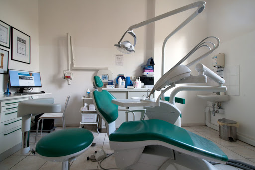 Studio Dentistico Studio Gardenal logo