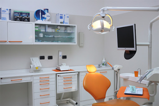 Studio Dentistico Grimaldi e Zorloni