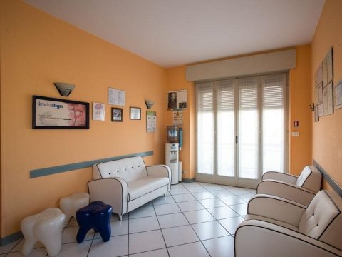 Studio Dentistico Dr.ssa Iaria e Dr. Romeo