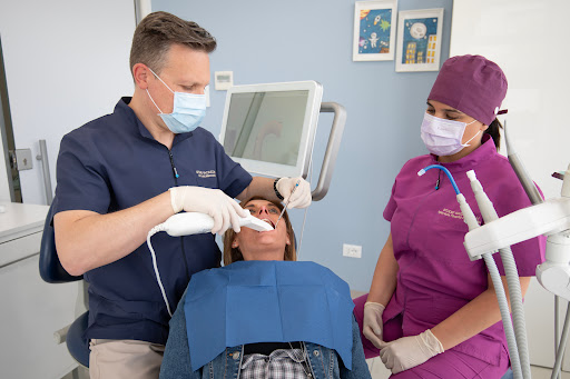 Studio Dentistico Gerenzano di Mazzucchelli logo