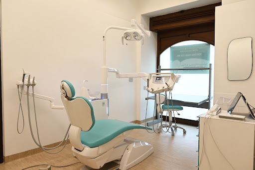 Studio Dentistico Studio Medico Dentistico Tortora logo