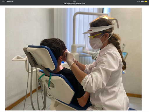 Studio Dentistico Dr. Laura Bartolozzi