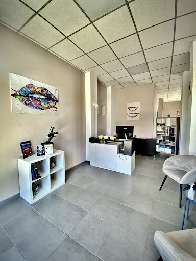 Studio Dentistico Dental Planet Lab s.n.c.