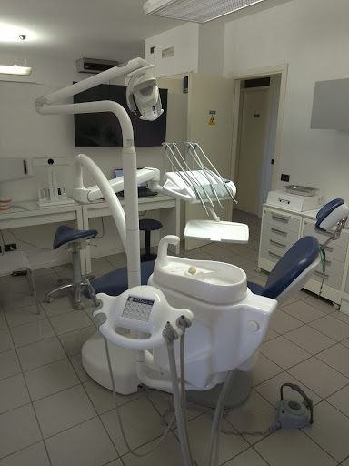 Studio Dentistico Dr. Dosso Nicola srl t.p. logo