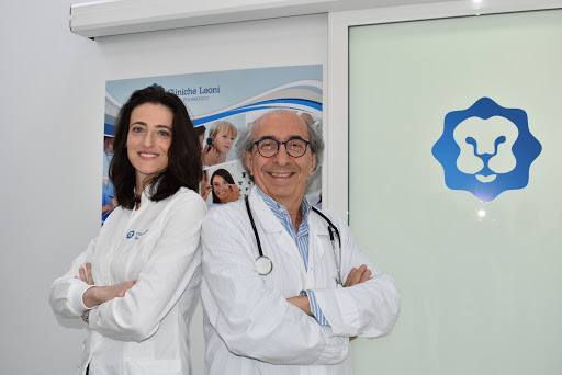 Studio Dentistico Cliniche Leoni Formia