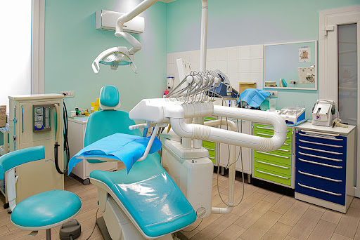 Studio Dentistico Studio dentistico Sarais logo