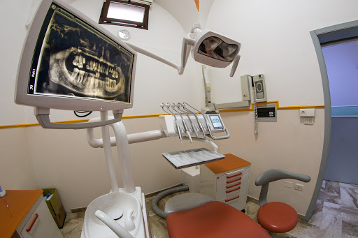 Studio Dentistico Studio Odontoiatrico Spedicato