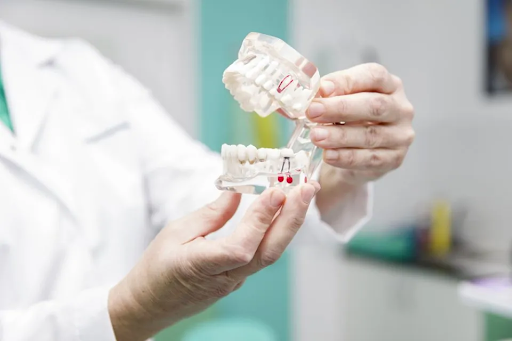 Studio Dentistico RIPARAZIONE