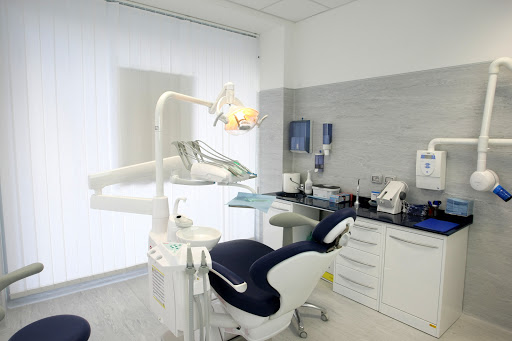 Studio Dentistico Bludental - Bari logo