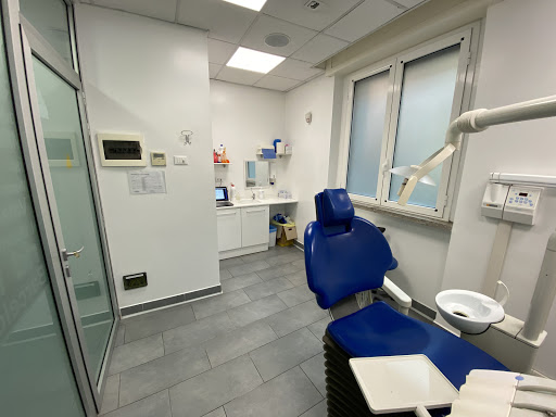 Studio Dentistico Mr. FACE