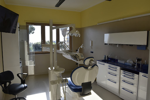 Studio Dentistico Studio Odontoiatrico Cirillo